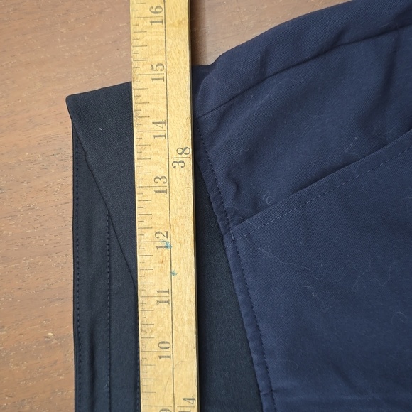 FIGS Women's Small Tall Navy Joggers with Green Drawstring Scrubs - Picture 9 of 9